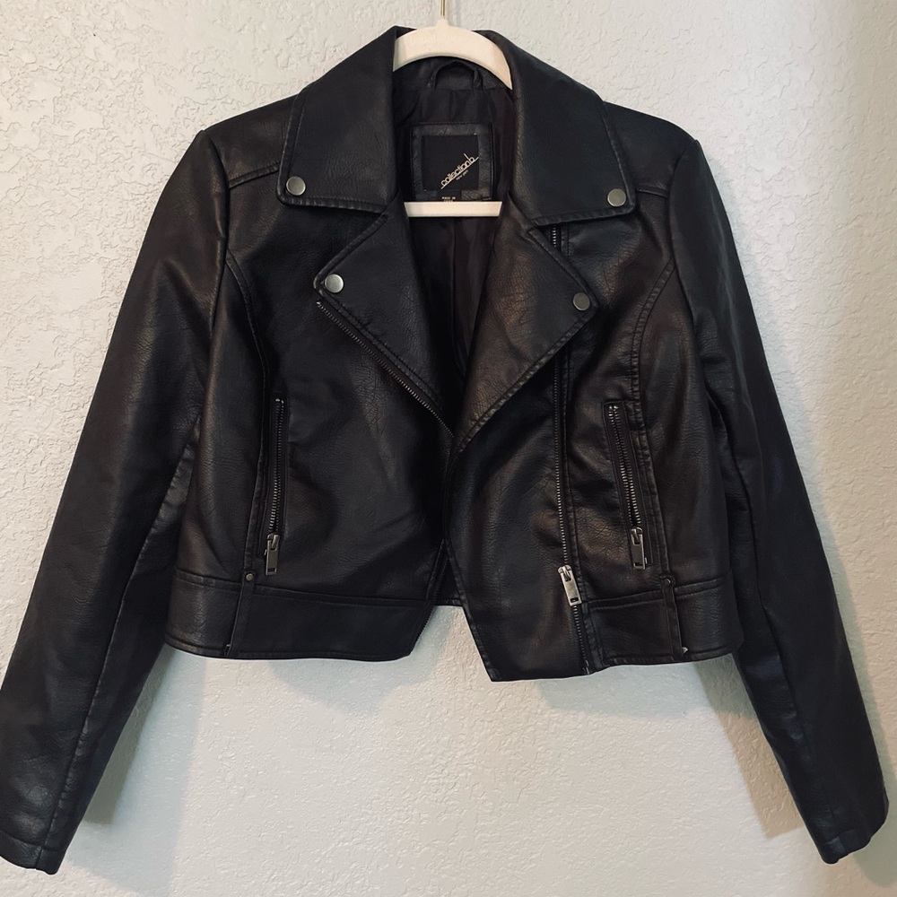 Leather crop jacket